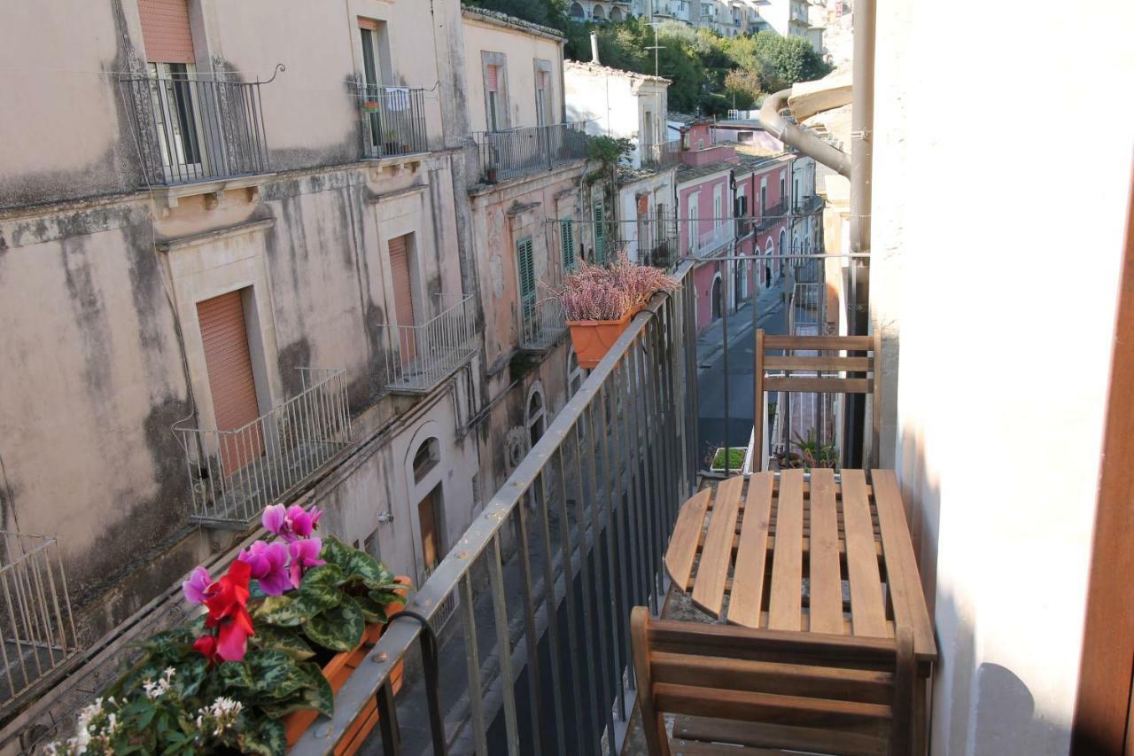 Le Luci Su Ibla - Ospitalita Con Vista Bed & Breakfast Ragusa Exterior foto
